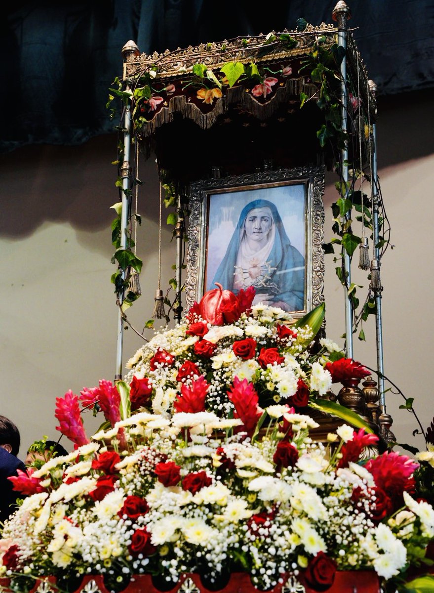 UEPBorja's tweet photo. Hoy 20 DE ABRIL es un día muy especial, el día de nuestra Dolorosa. Han pasado 117 años de tu prodigio de amor. Renovamos nuestra fe en ti y te agradecemos por todas las bendiciones que has derramado sobre nosotros. 

¡QUE VIVA NUESTRA MADRE DOLOROSA!💙💙🙏🏻🌹 https://t.co/oLpRwQojgp
