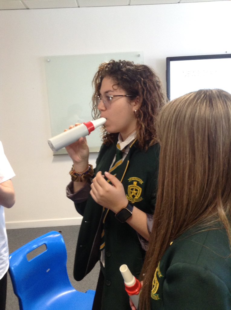 StIlltydsCHS's tweet photo. Thank you to Olivia McLaren and all the team @stdavidscoll for inviting us to the Year 9 Medicine, Dentistry &amp; Veterinary Medicine Insight Day today. Our pupils thoroughly enjoyed the visit and found it both useful and informative. https://t.co/mvotYqFsv0