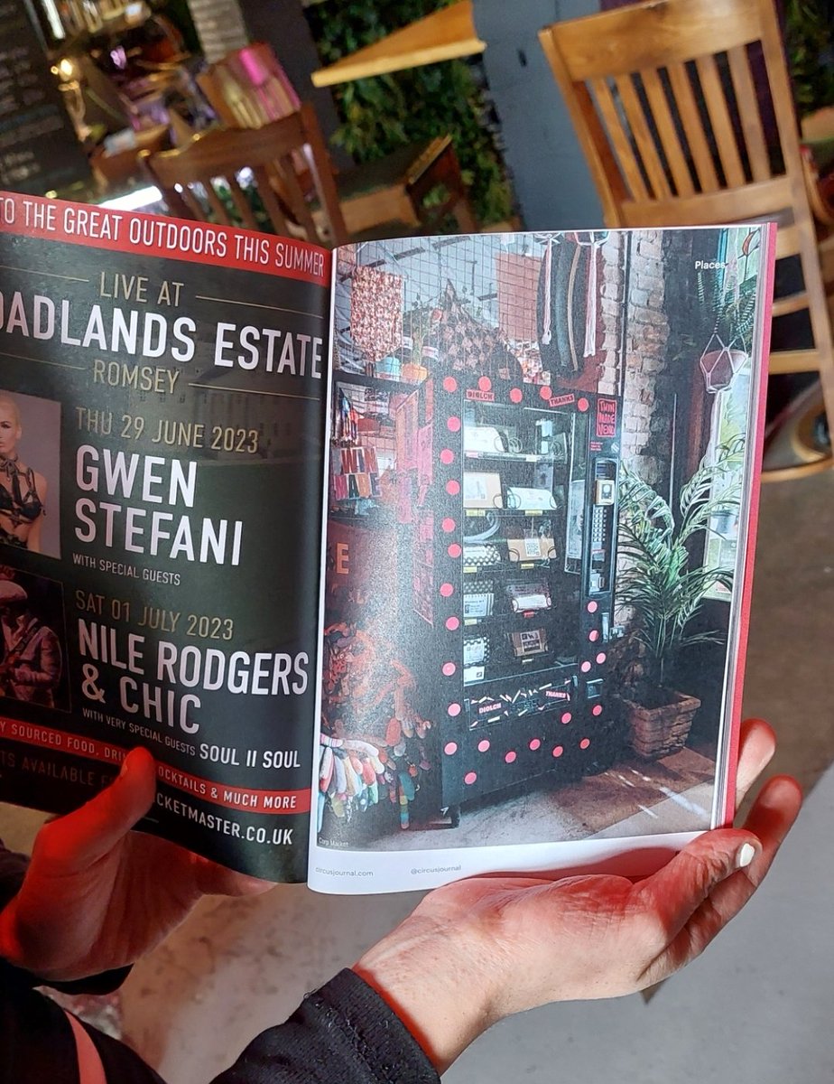 Oh hi! 
<a href="/CorpMarketCdf/">The Corp Market</a> 
<a href="/Twin_Made/">Twin Made - Offical Sport Knitter</a> 
#CARDIFF