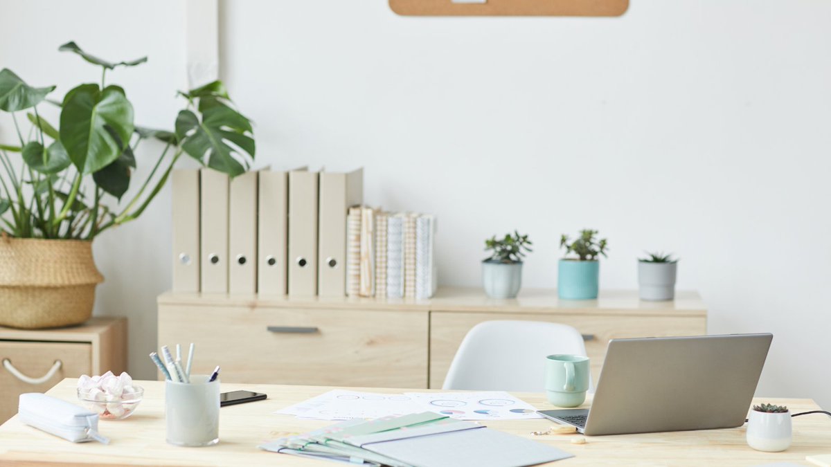 FINRA has revised its proposal to reduce the frequency of home office inspections. Under the proposal, firms which meet certain eligibility criteria will be able to move to a three-year inspection cycle, as opposed to the current two. Learn more. financial-planning.com/news/finra-rev…