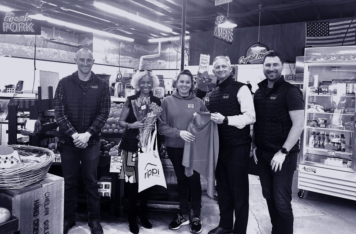 <a href="/RipplCare/">Rippl</a>  celebrates the #changemakers who do all the little things to make the lives of those #LIVINGwithdementia more joyful like Jackie from Top of the Hill grocery who went the extra mile for a patient. #createarippl #dementia #ripplcare ripplcare.com/2023/04/rippl-…