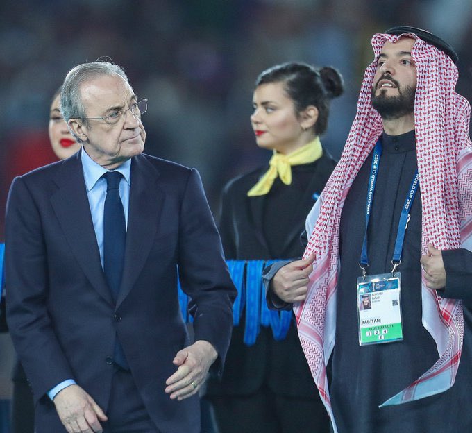 baytAlhilal's tweet photo. 🚨| يتواجد رئيس #الهلال 'فهد بن نافل' في العاصمة الفرنسية باريس 🇫🇷. https://t.co/3QUmDtXytF