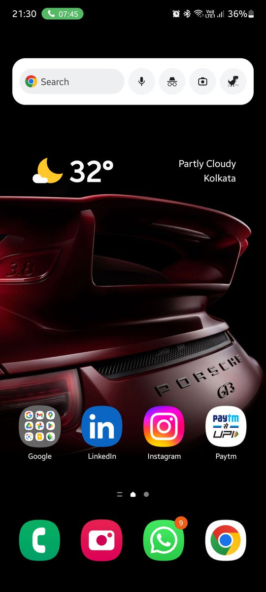bipsblip's tweet photo. @Trolling_isart Trying out OneUI since a month and still not got comfortable with it. 
Stock Android over this anyday ❤️😭 https://t.co/ep7aopQTIS