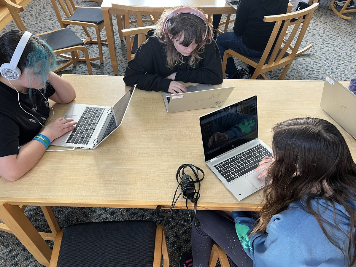 We are exploring careers in the Media Center with Xello today. <a href="/Oakview_MS/">Oakview MS</a> <a href="/LkOrionSchools/">Lake Orion Community Schools</a>
