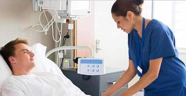 — A cuánto está el dólar?
— $440
— Que?? Cuanto tiempo estuve en coma??
— 12 horas