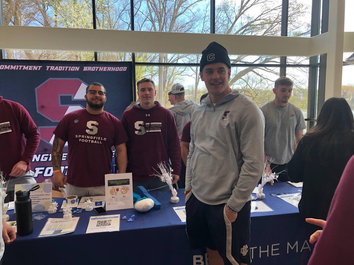 Pat stopping by the table today after being able to help save a life through his donation last fall‼️🔻 #LiveTheMission