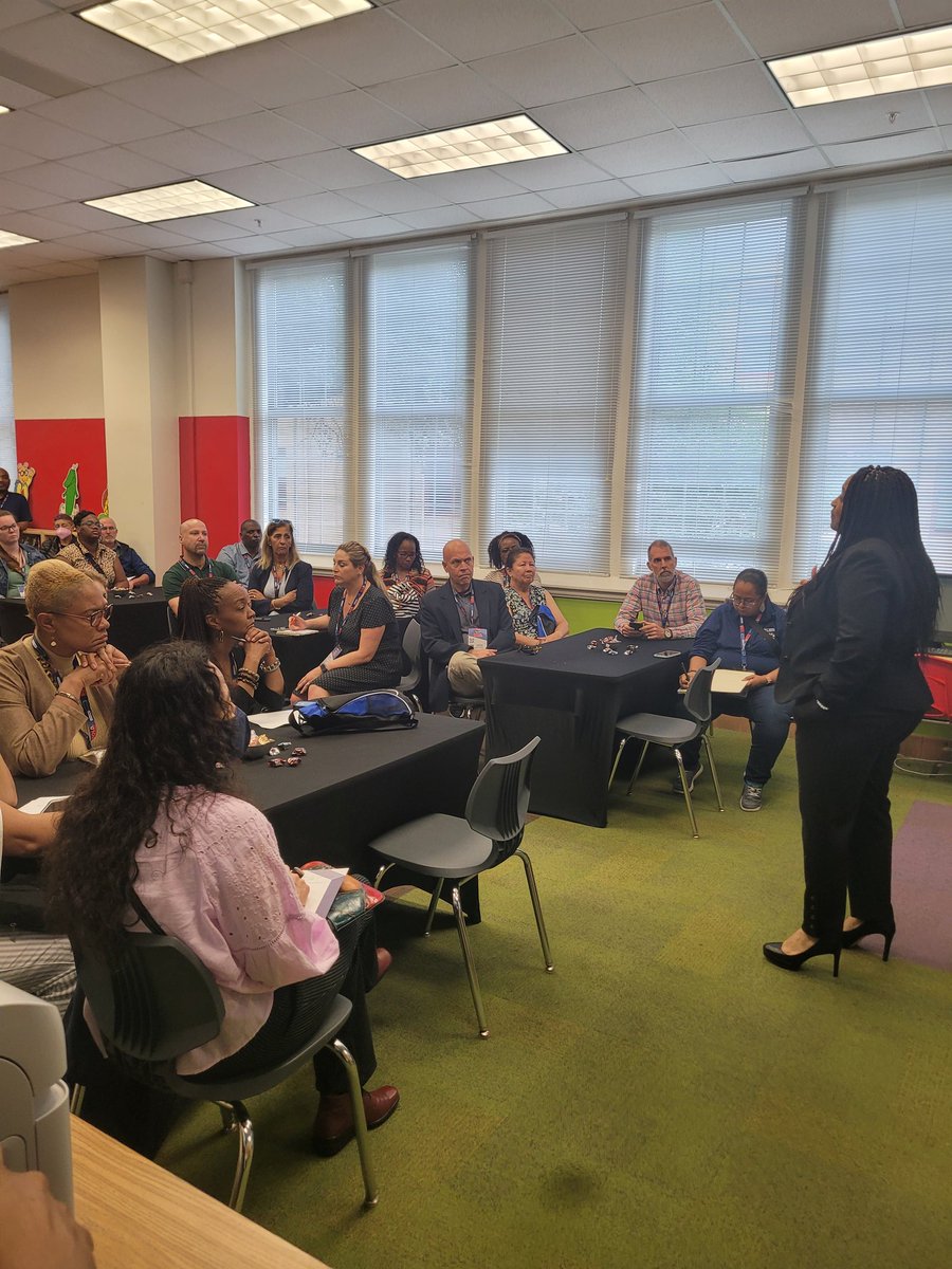 FaluvTunley's tweet photo. Magnet School Conference is underway @THeightsTAG ! Welcome Educators! @TeamDallasISD
@DISDMagnets https://t.co/2tC7pFpcg5
