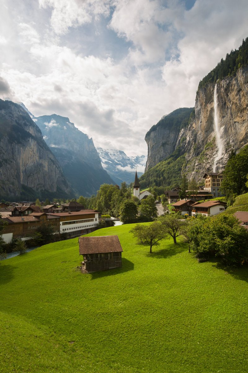 Another cold, grey morning in Seattle has my mind back in the Alps in late summer…