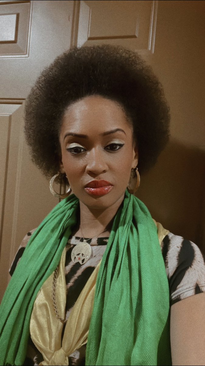 AniOsibtu8369's tweet photo. 🪬👸🏽🪬🇺🇸🇲🇦⚖️🪶The wash and blow dry yes!!! For your culture! My identity is my culture and my culture is my way of life. For ever changing … we been here…
GOD
#imylawismosthigh
#culture #fro #moor #elbey #god #Olord #apostle #sentient #being #moral #universal #law #order #justice #chief #Judge #Minister