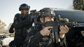 swat_deaconluca's tweet photo. Promo for “Bunkies” 
Synopsis and some photos. 

Written by @sarahalderson and directed by @ferlandguy 

On @cbstv Friday 4/21 at 8:00/7:00c. 
.
.
 #swat #swat2023 #swatseason6 #swatfridays #swatcbs #cbstv #sptv #rollswat #renewswat #renewswatseason7 #bunkies
(S6xE19) https://t.co/BfHT4FwtFi