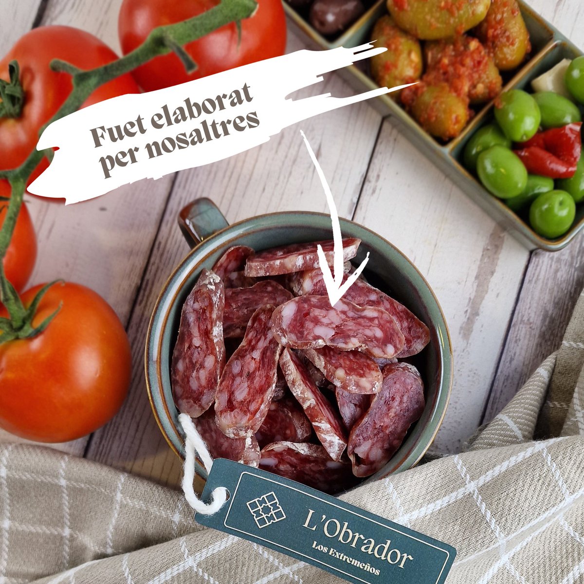 LExtremenos's tweet image. Un fuet elaborat molt a prop teu.
Preparat pels nostres mestres artesans amb els millors ingredients.

#fuet #fuetiberico #pinedademar #calellaesmes #maresme #catalunya #cataluña #food #butcher #butchershop #somxarcuters #blanes #palafolls #santpoldemar