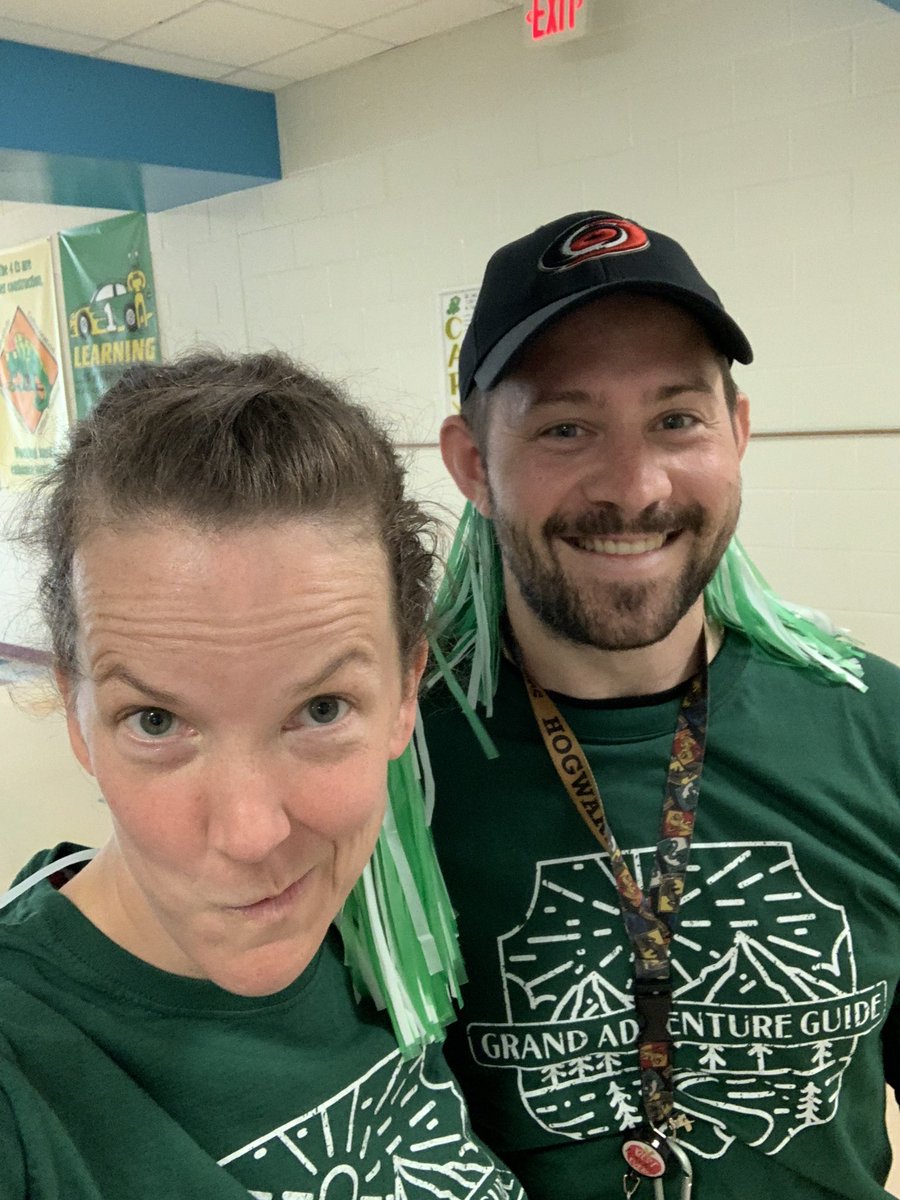 Claire Hinson tweet media