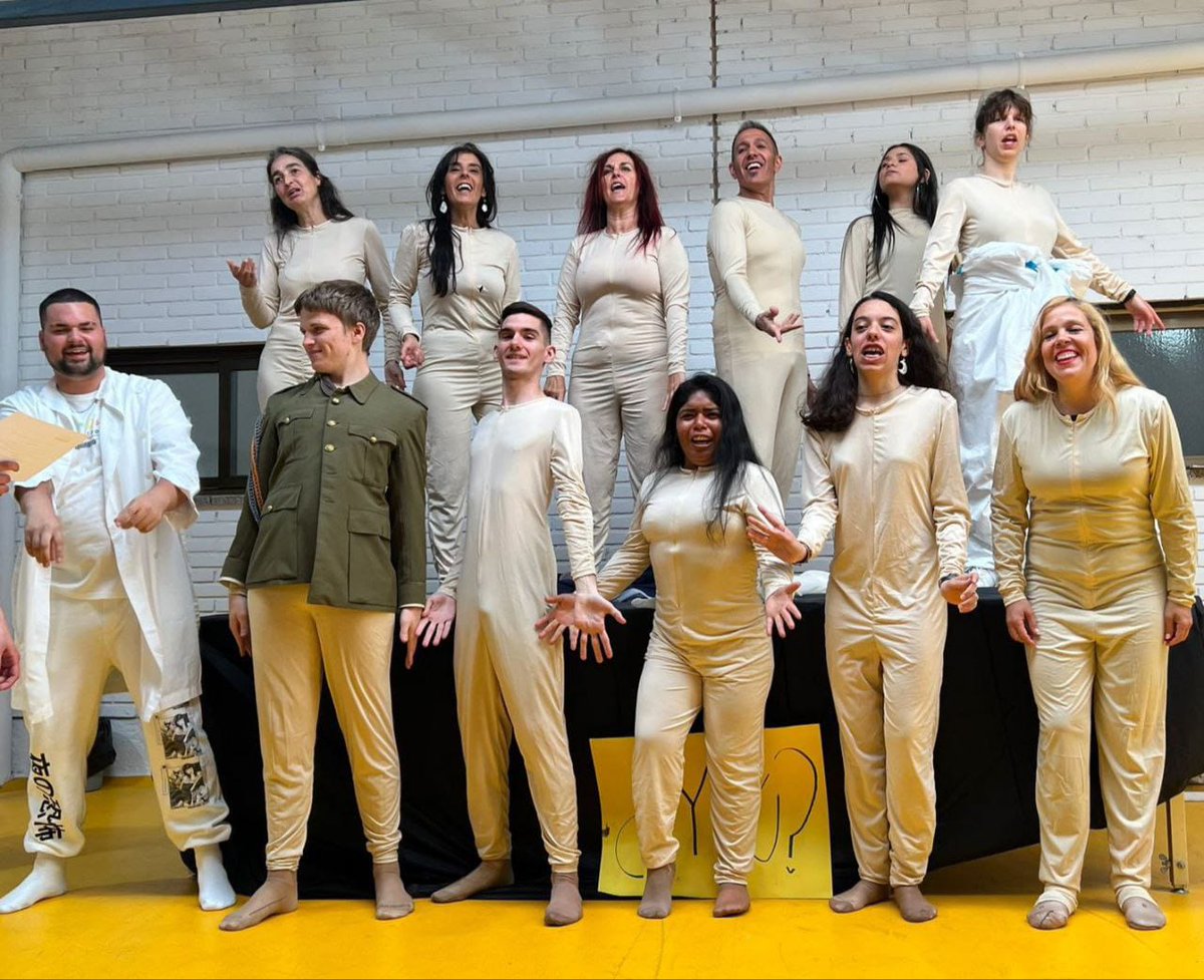 👏👏👏Profesores y alumnos del IES Ciudad Escolar nos han invitado a la performance resultado de su trabajo en el seminario TECOM: Teatro Comunitario en la City IV
👏👏👏Una alternativa al empleo del ocio y tiempo libre
<a href="/CIUDADESCOLARFP/">IES CIUDAD ESCOLAR</a> #IF_CMadrid