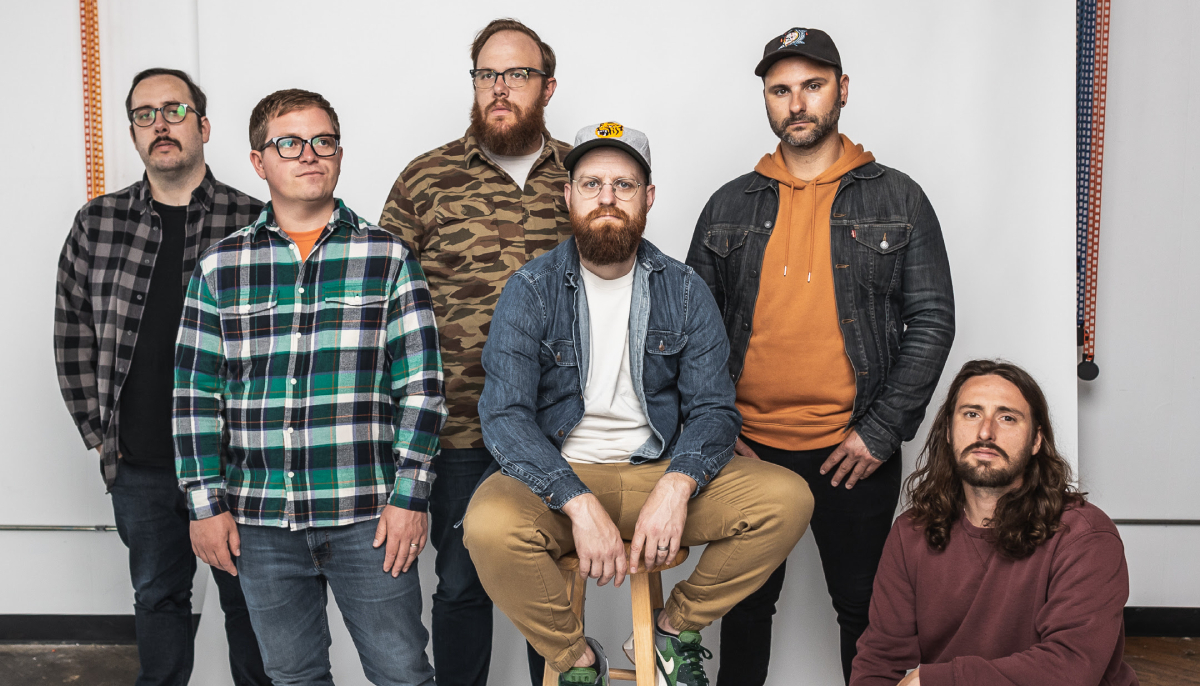 idobiradio's tweet photo. .@thewonderyears  are putting on a party in their hometown of Philadelphia, and inviting some amazing friends to celebrate with them. https://t.co/PUI6WrGgjJ
