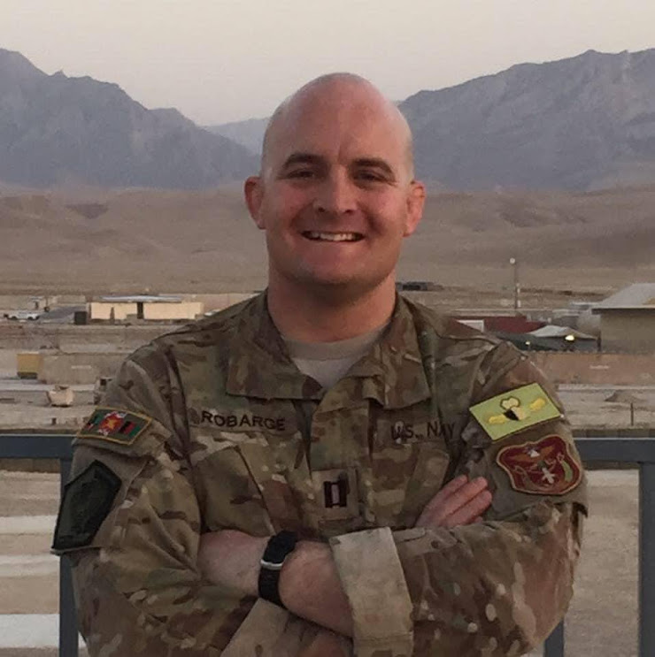 BASISFlagstaff's tweet photo. BASIS Flagstaff history teacher and veteran, Andrew Robarge has been supporting local Native American communities by organizing donation drives and delivering supplies. Listen to the on-air interview with 93.5 FM, The Legend, here: https://t.co/GSAqdBFXdx https://t.co/EhoC9gHSCi