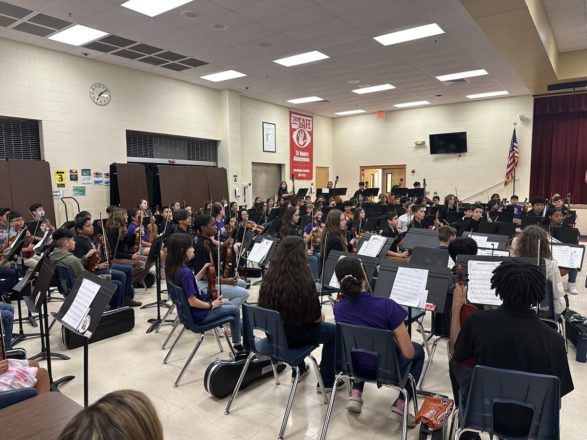 NISDMoraMusic's tweet photo. Our 5th grade strings players rocked their Fun Night concert earlier this week! Thanks for inviting us @NISD_Luna Orchestra!! 🎻❤️🎶 @NISDMoraES @NISD_FineArts @BehlauMusic @MsLara5thNISD https://t.co/QR4Tra8QOh