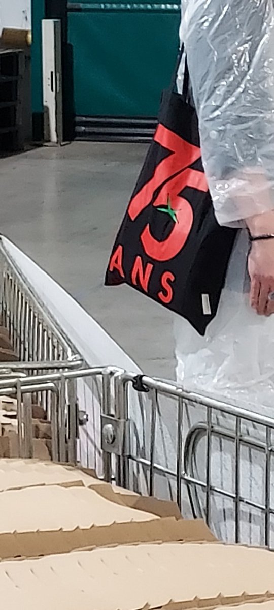 BertrandPinsard's tweet photo. #pole_emploi_bretagne 
#SOLARENN 
Visite de la coopérative à l'occasion de ses 75 ans !
Un long partenariat entre Pôle Emploi et SOLARENN https://t.co/ovawIUJzQz