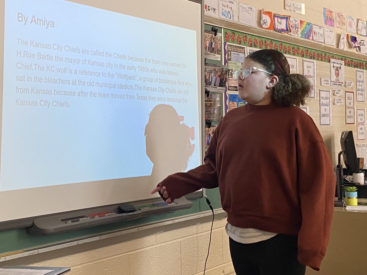 MrsSternberg's tweet image. AUTHOR’S PIE~~~ presentation day! Students presented their author’s purpose writing to classmates today. Very proud to say these are my “KIDS” Awesome writing!!! @MelridgeElem  #ELAclass