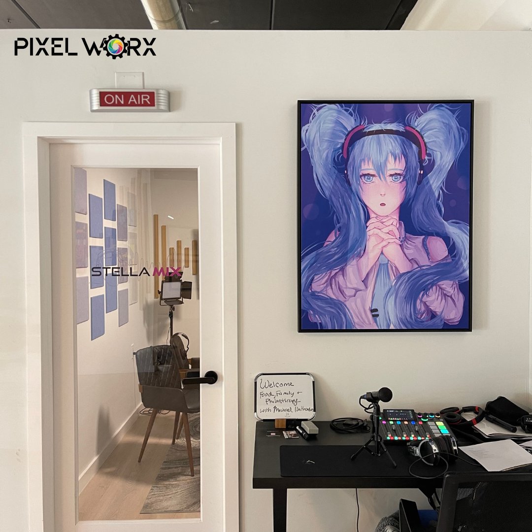Pixel_Worx's tweet image. The second piece by the incredibly talented Bella is hung and ready.

Stop by to check it out!

#creativeprofessionals #coworkspaces #spaceforeveryone #supportlocal #sharedworkspace #artdistrict #art #paintings #localartists