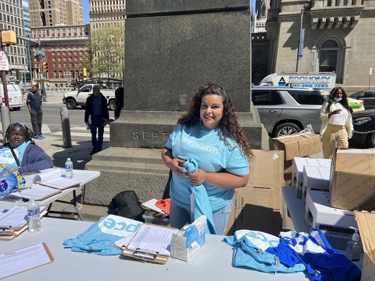 mastery_schools's tweet photo. 300+ supporters are present at City Hall to call on the Mayor and School Board to stop its unfair practices towards PA charter schools!
#Fairness4Charters #PHLed https://t.co/40vF4fQRzV