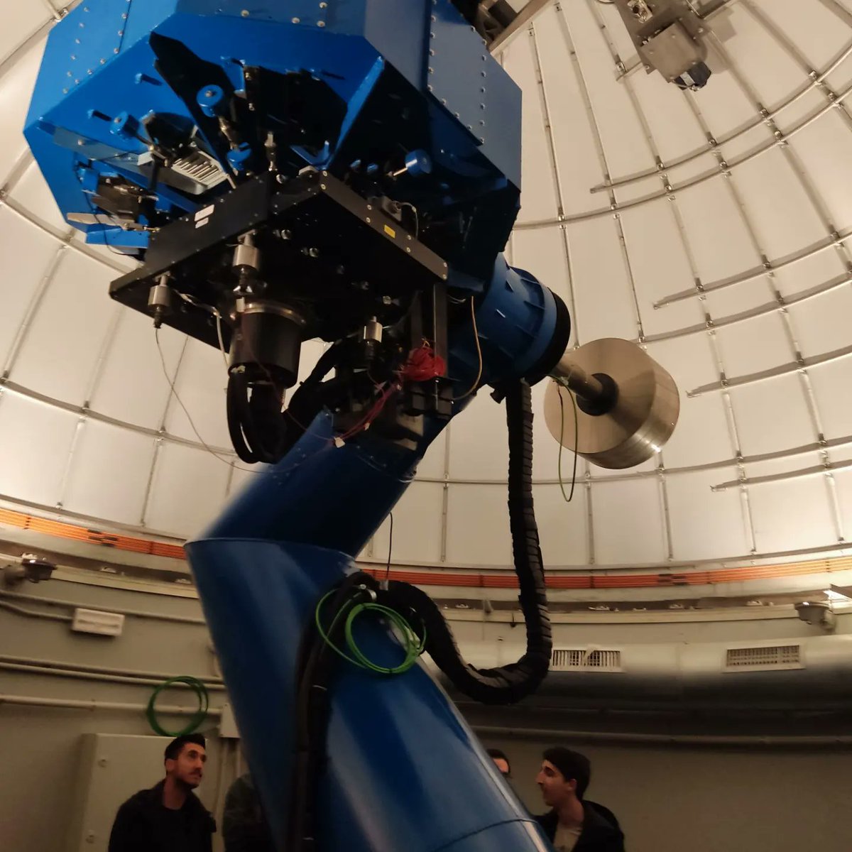 CAPAUnizar's tweet photo. Visita al OAJ de los estudiantes del Máster en Física del Universo #astrofísica #icts #OAJ #CEFCA #Master https://t.co/Yl7oEHAmSg
