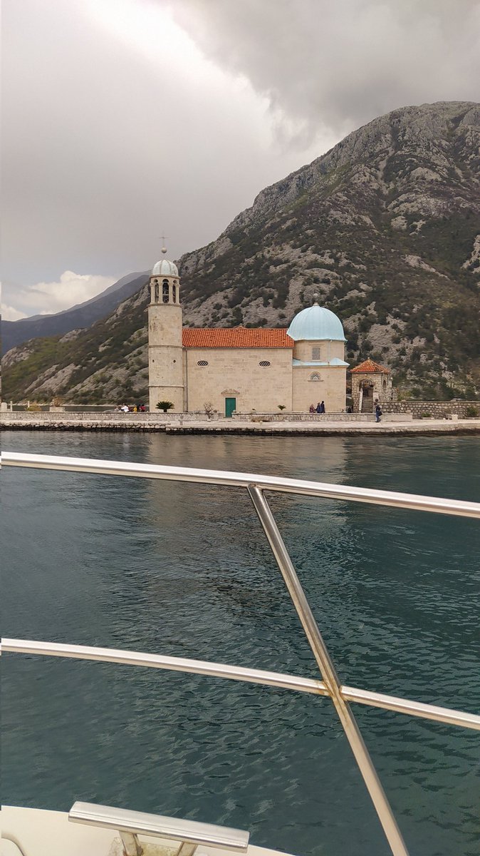 FranicaDevoic's tweet photo. Dear Twitter,
These are some random photos from excursion to Our Lady of the Rocks in the Bay of Kotor, in Montenegro, taken 3 days ago.πΈβ₯οΈππ
#Perast #ourladyoftherocks #sea
#beautiful #landscape #heritage #bayofkotor #Montenegro #love
#photography #picperfectview #tourguide https://t.co/pZuhS4mFwJ