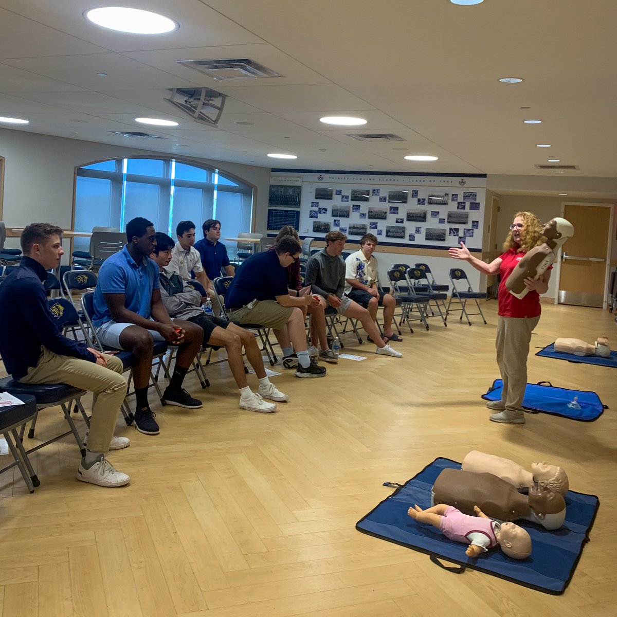 TrinityPawling's tweet photo. The Future Health Professionals Club recently hosted their first CPR Training Day on campus! Students were led by CRPed, who provided hands-on instruction & practice of life-saving techniques, equipping the boys with the necessary skills to respond in an emergency. #EthosOfEffort https://t.co/Pwb7iFYYi7