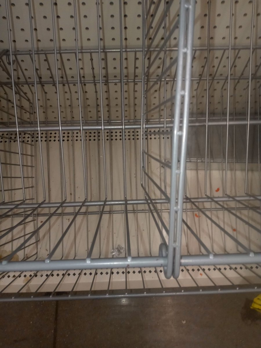 BrJoeBalkis's tweet photo. 4/10/23 MtPromises #capitalism / #murica cant keep stores stocked but keeps exits blocked. #DeathToCapitalism #ABOLISHmurica
https://t.co/xVUhbEkoTb https://t.co/jDDUnZYjwX