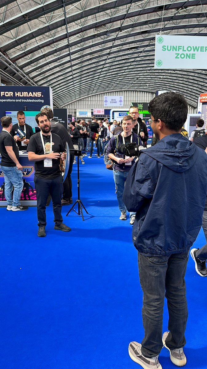 NirShtein's tweet photo. @kunalstwt stopped by our booth to take a quick interview from @itielshwartz @KubeCon_ https://t.co/WfOns7nUer