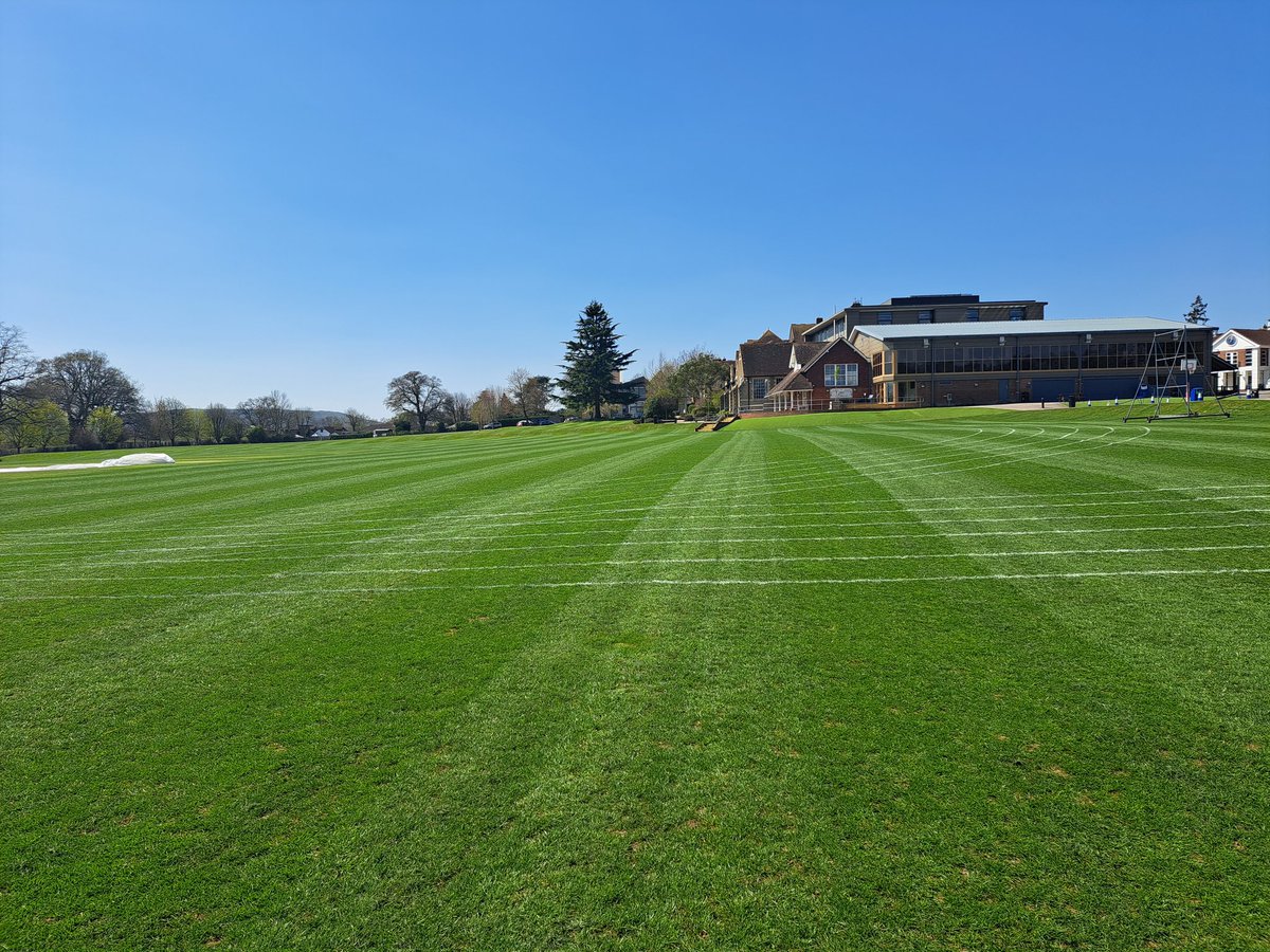 Hard work paying off 💪 well done team! <a href="/ChurchersCrickt/">ChurchersCricket</a> <a href="/ChurchersSport/">Team Churcher’s</a> 
#ChurcherscollegeGrounds