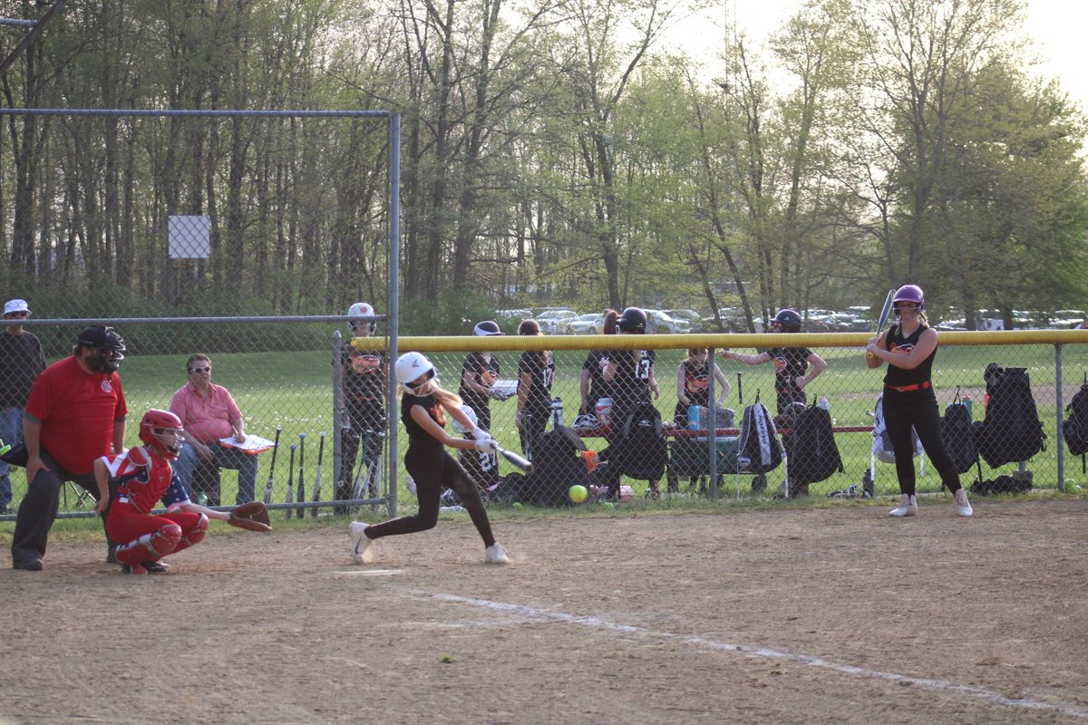 Loveland Middle School Softball tweet media
