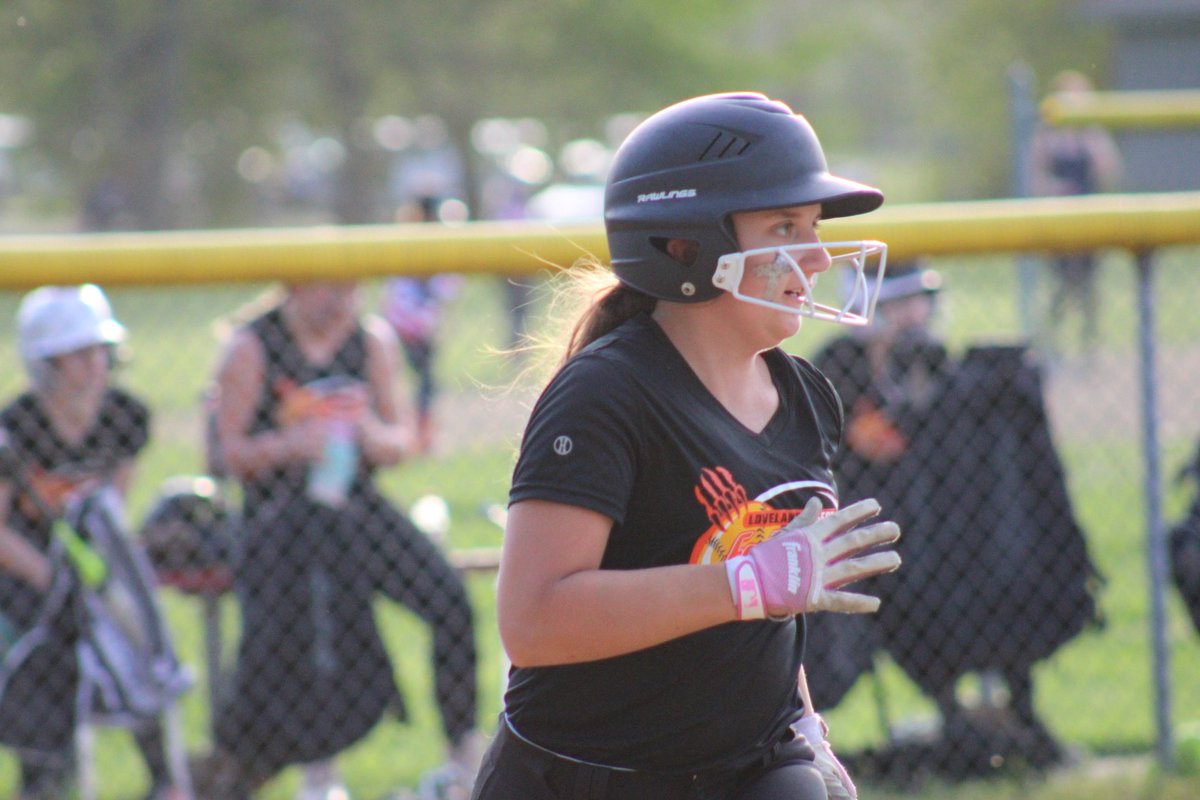 Loveland Middle School Softball tweet media
