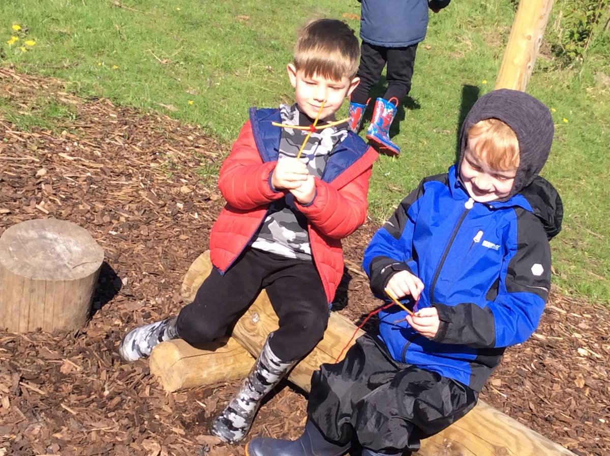 StMary_ofAngels's tweet photo. Year 1 had a fabulous morning at Forest School making magic beans, Beanstalks and The character of Jack #edsential https://t.co/aOcocMQK6M