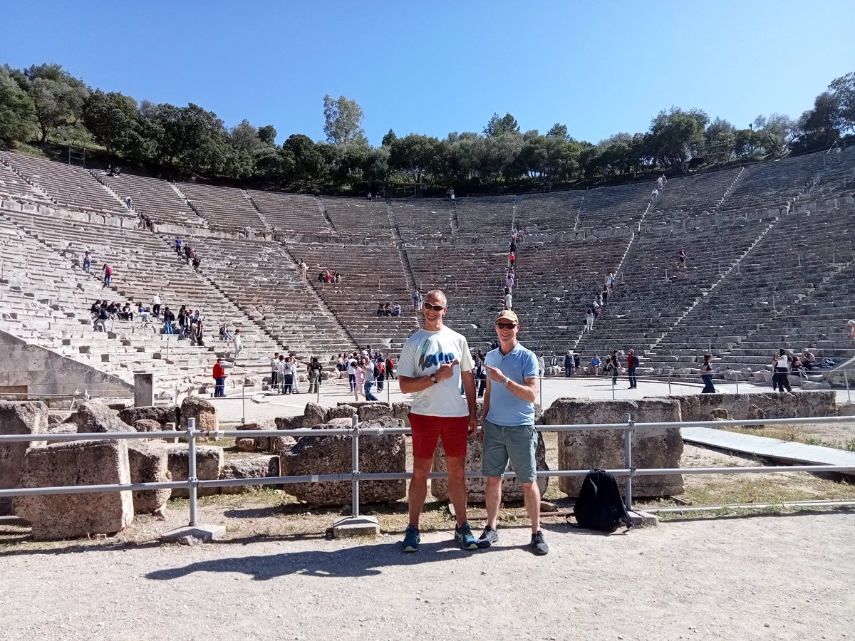 🇬🇷 Barney on tour! 🇮🇹 

🤩 Throwback to Easter and the return of overseas trips!

🏛️ Classics’ insightful trip to Greece  
⛷️ Skiing in Italy 

🤝 Many thanks to those staff members who gave up their time to support these trips

📸 Visit the Barney Facebook for more photos