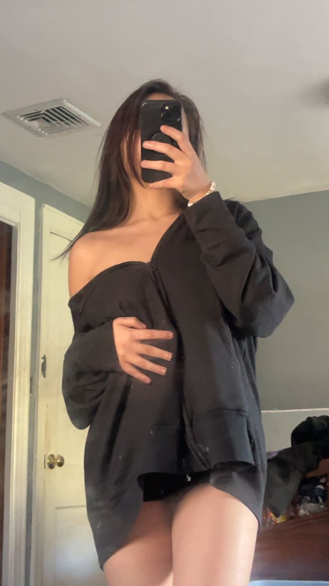 gothanimegf69's tweet photo. New post on OF check it out to learn ab my 4/20 deal🥰😘 
#LinkInBio #sellingcontent
#dmrequests https://t.co/KKBesAdVuI