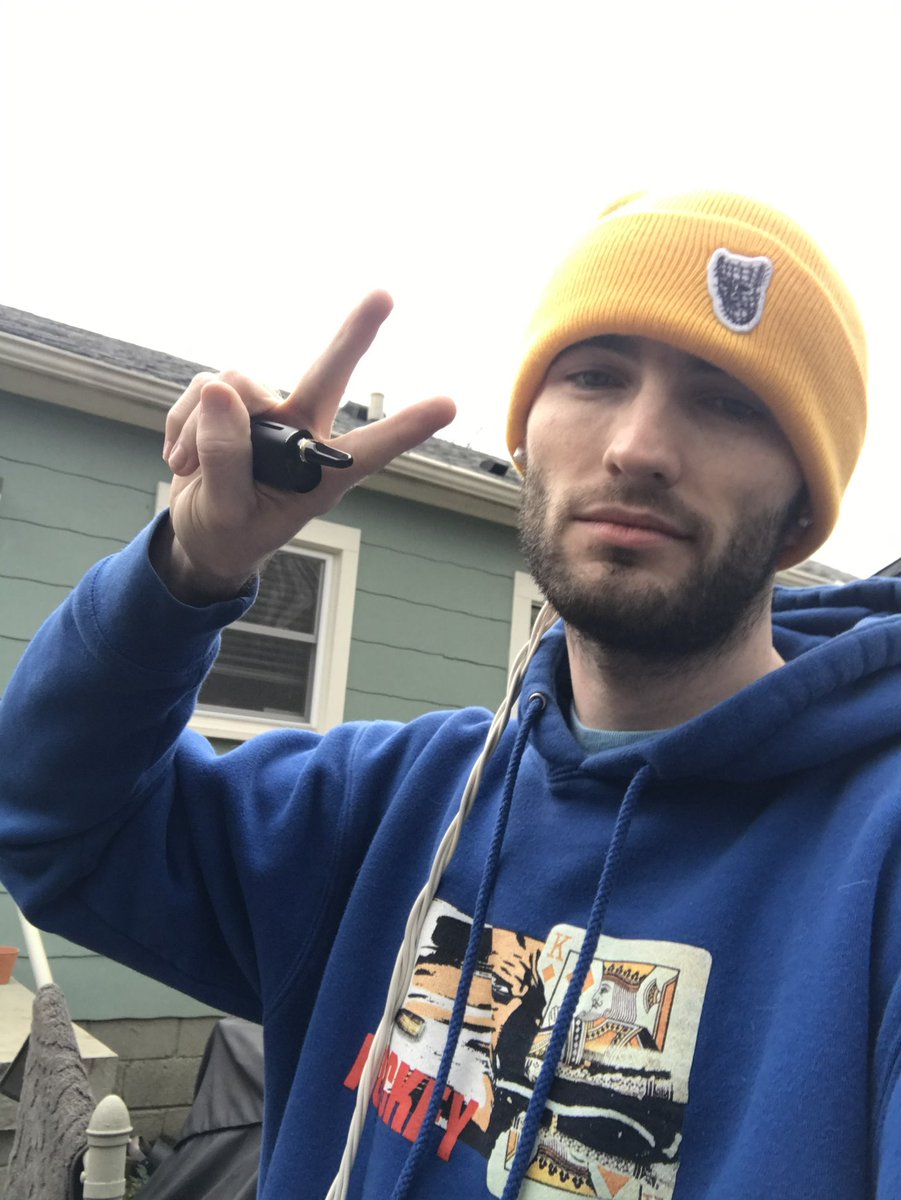 Corinne tweet media