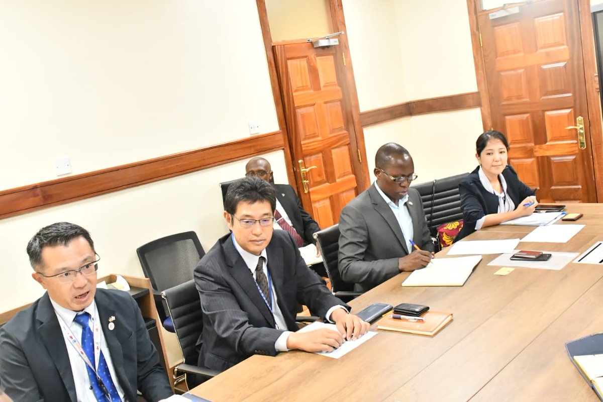 MOWSI_KE's tweet photo. Japan  International Cooperation Agency Kenya Office (JICA) led by  Iwama Hamije today paid a courtesy call to the Principal Secretary State Department  for Irrigation @GMugambi_EBS today at Maji House.
@WahomeHon https://t.co/hZnQ45zpBO