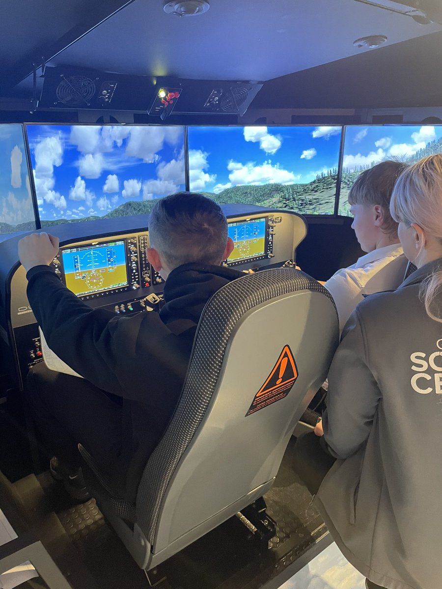 RosshallScience's tweet photo. Mission Time โ๏ธ ๐บ๏ธ
#ObservationSkills
#ProblemSolving
#TeamWork
#NewtonFlightAcademy
@RosshallSTEM
@RosshallAcademy https://t.co/a2hLgonDzg
