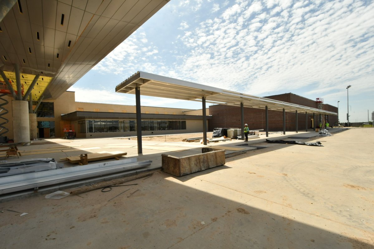 CyFairISD's tweet photo. Follow the latest construction progress on Roy J. Sprague Middle School (#CFISDMS20) here: https://t.co/CsfJ1JEgJa. #CFISDbond π https://t.co/9EE9ZWx6YW