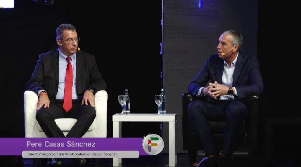 noraysoftware's tweet photo. 🎙 Pere Casas, @BancoSabadell:

“Ninguna industria aporta el PIB del sector turístico. En cambio, siempre somos víctimas de la regulación en todos los sentidos. Hay un exceso de regulación y prueba de ello es la tasa turística”.

#Futurismo2023 #Futurismo #EventosNoray #Noray https://t.co/CI0Ip063Gm