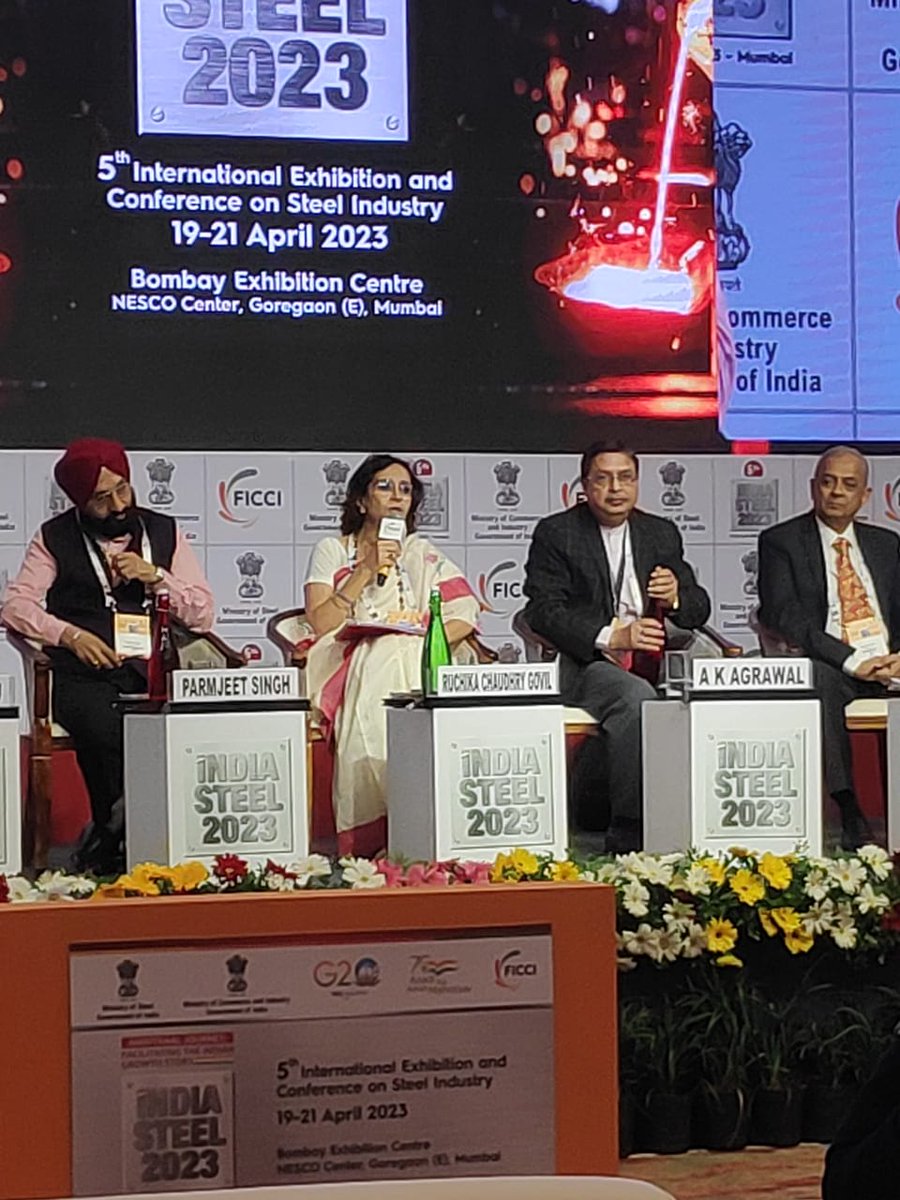 MECONLimited's tweet image. #Day 2 of #IndiaSteel2023. In Speaker Session, Shri A.K. Agrawal, D(T) delivered lecture on Technology Solutions for Enhancing Productivity &amp;amp; Efficiency in Iron &amp;amp; Steel Plants. Senior officials of MECON participated in G2B interactions and round table on Secondary Steel Sectors.