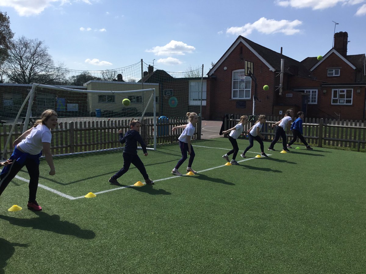 Thanks to Berkshire Cricket Foundation for their fantastic cricket workshops today. We love it! <a href="/BerksCricketFdn/">BerkshireCricketFDN 🏏</a>