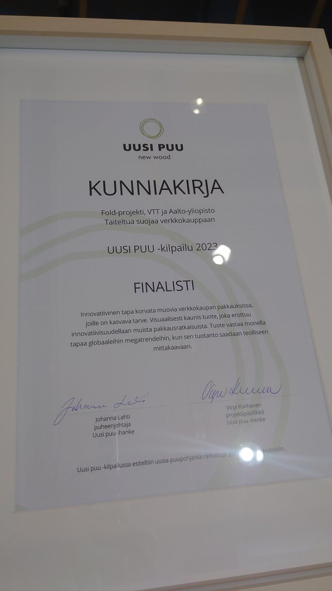 Onnea kaikki <a href="/UusiPuu/">Uusi Puu - New Wood</a> kilpailun finalistit! Ja erityisesti tietysti <a href="/VTTFinland/">VTT</a> &amp; <a href="/AaltoUniversity/">Aalto University</a> FOLD