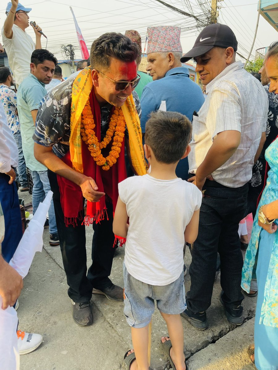 RekhaNeupane5's tweet photo. चितवन २ मा प्रतिनिधिसभा उमेद्वार राम प्रसाद न्यौपानेको चुनावि अभियान / घर दैलो आज अन्तिम दिन । ✊ @RamPdNeupane
#VoteForSun https://t.co/IkbEJLey1c