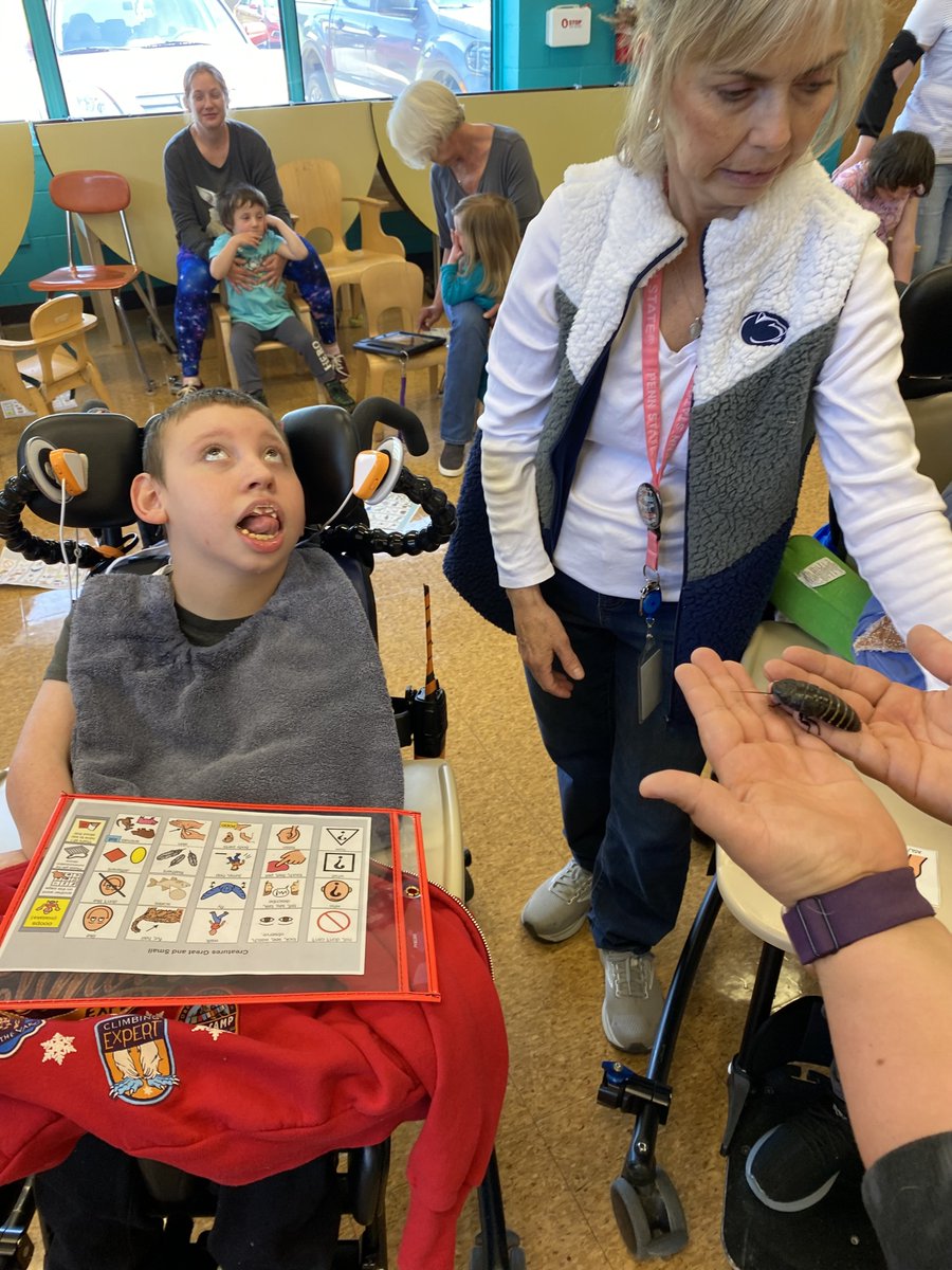 CCPS_CSSRoos's tweet photo. All Creatures Great and SMall came to Carroll Springs!  The faces say it all!  #infinitepossibilities @CCPSk12 https://t.co/jfZN5WGVun