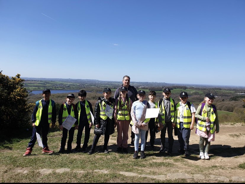 Sgt_Pope's tweet photo. Brilliant day out for some of our mini police officers today from @GarstonCE &amp; @ChrissiesSpeke who have ventured up Rivington Peak on a team working day with together alongside some of our team. Great weather, enthusiasm &amp; hot chocolate at the top for them all 👍👏👮‍♀️🥾@MerPolCEU https://t.co/JZo8q0XkiU