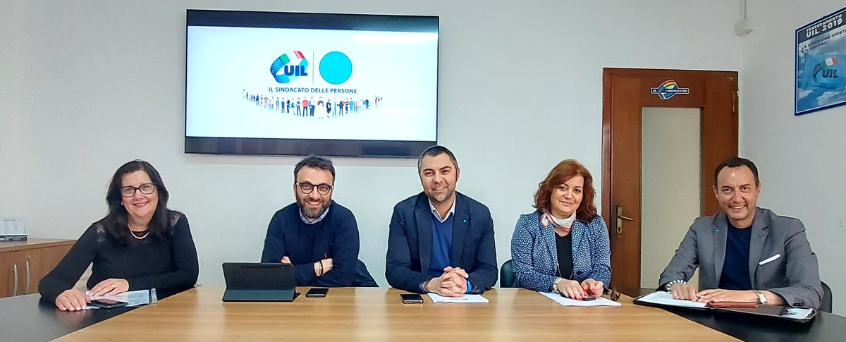 🔵 #20aprile2023 Si è costituito oggi il Coordinamento Industria della UIL Lecce.
Il post completo m.facebook.com/story.php?stor…
#uil #fenealuil #uiltrasporti #uiltec #uilm #ilsindacatodellepersone #terzomillennio #industria