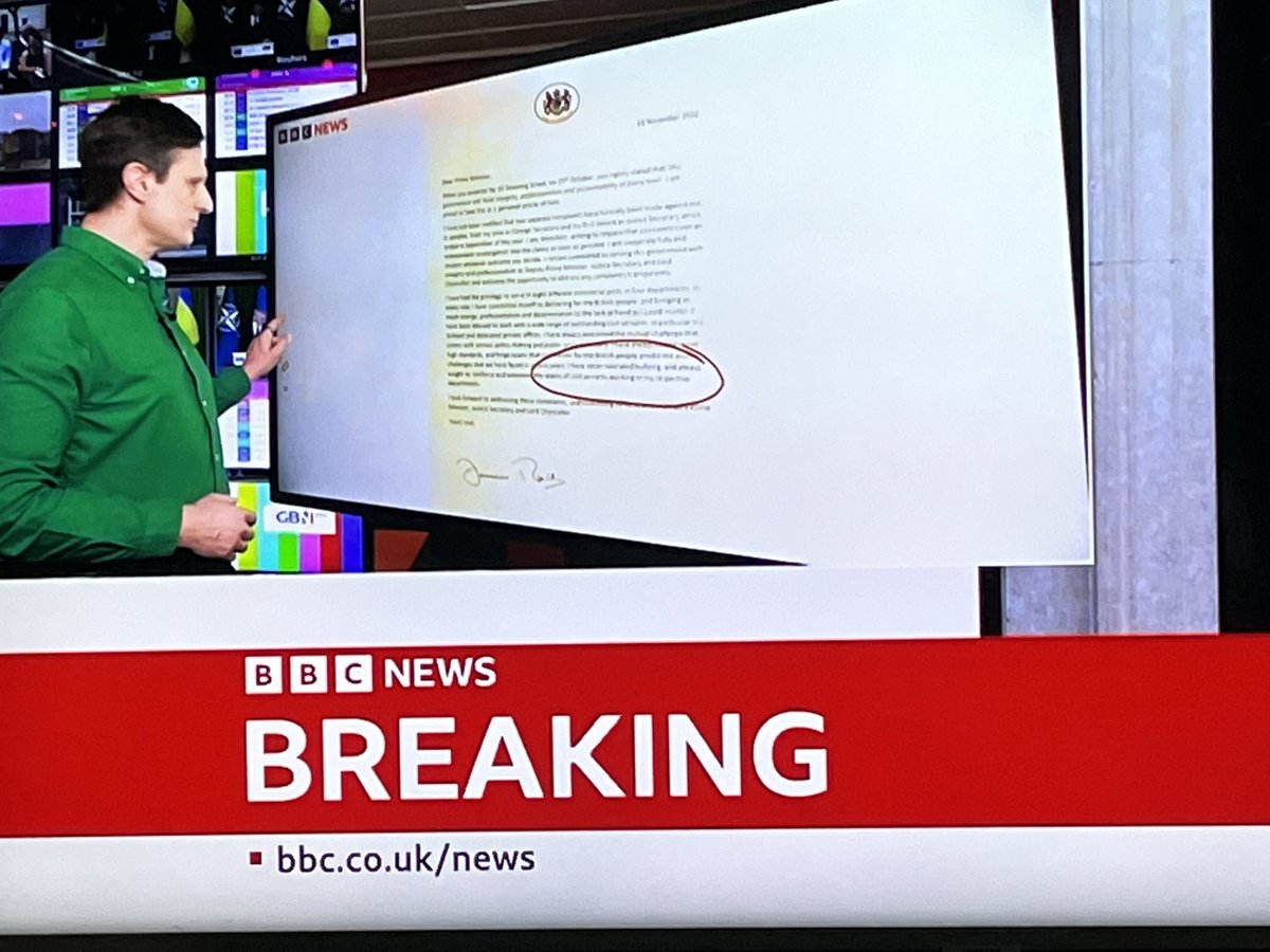 Geoffonly's tweet image. What’s going on here? @BBCNews