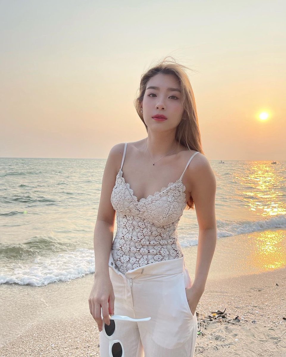 84_KKR's tweet photo. ช่ำๆครับบ🖤 https://t.co/r1OqdUVAWe