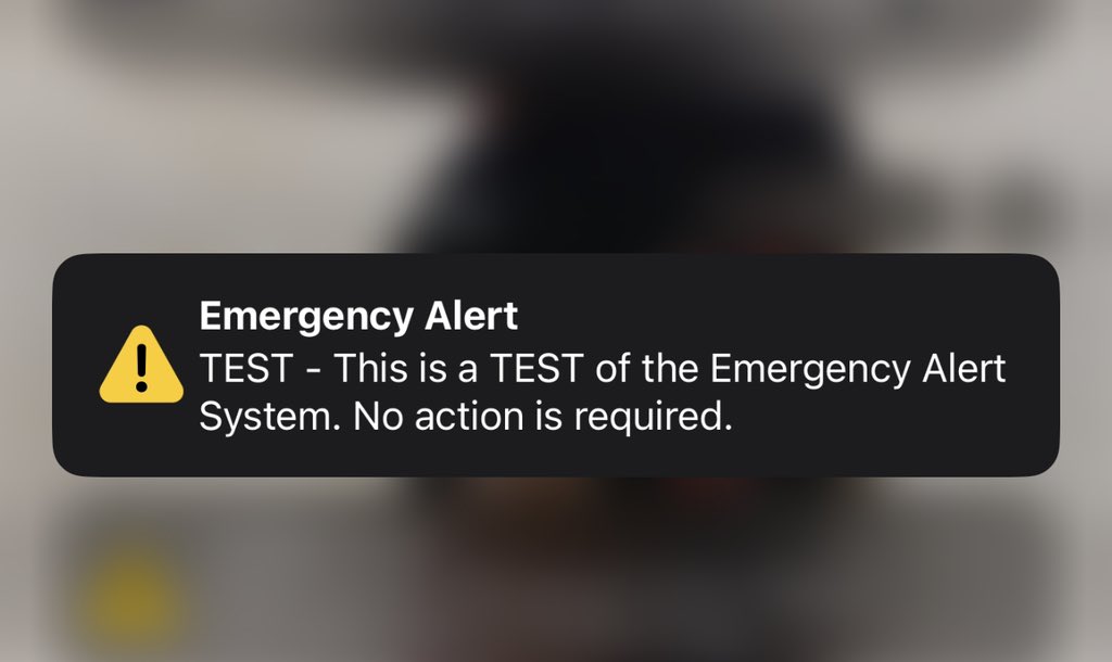 Did anyone else get this amber alert at 4 in the morning today? #amberalert